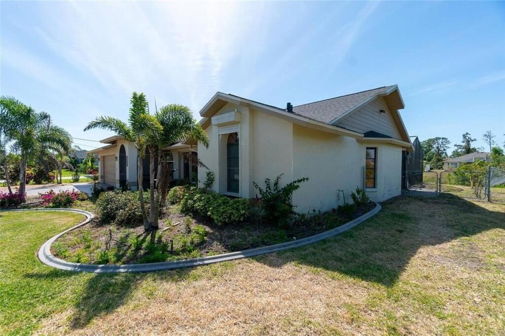 Seabreeze 3-Bedroom Pool Villa Close To The Beach!!! Port Charlotte Eksteriør billede